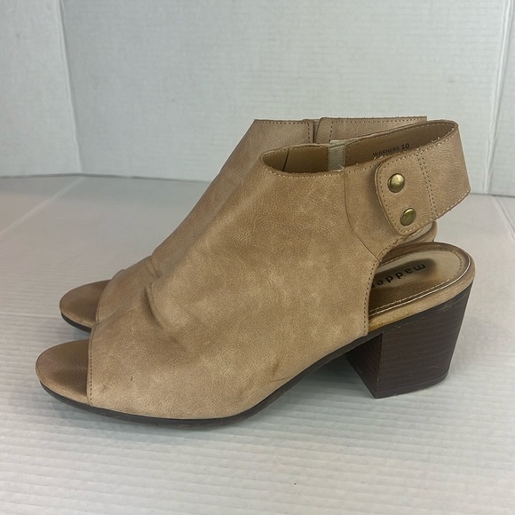 Madden Girl Tan Ankle Boots peek-a-boo toes Tan Side Snap Sz 10 > - Picture 1 of 9